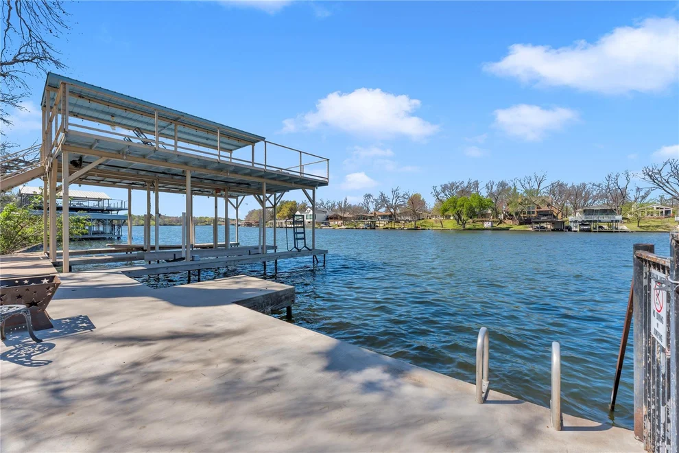 Unit for sale at 1108 S Lakeside DR, Burnet, TX 78611