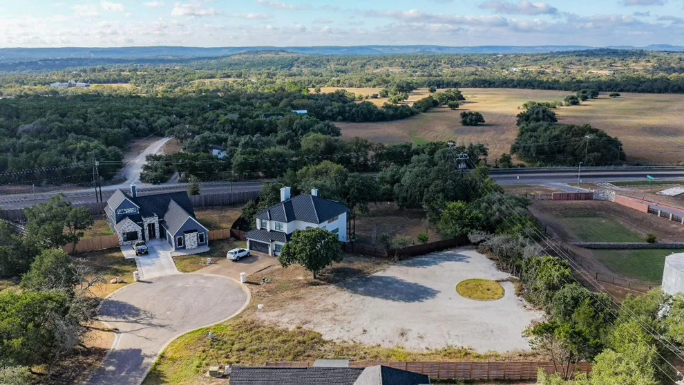 Unit for sale at 44 Peace Pipe, Wimberley, TX 78676