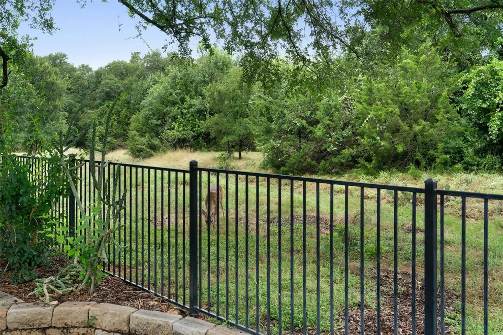 Unit for sale at 105 Goose Island DR, Georgetown, TX 78633
