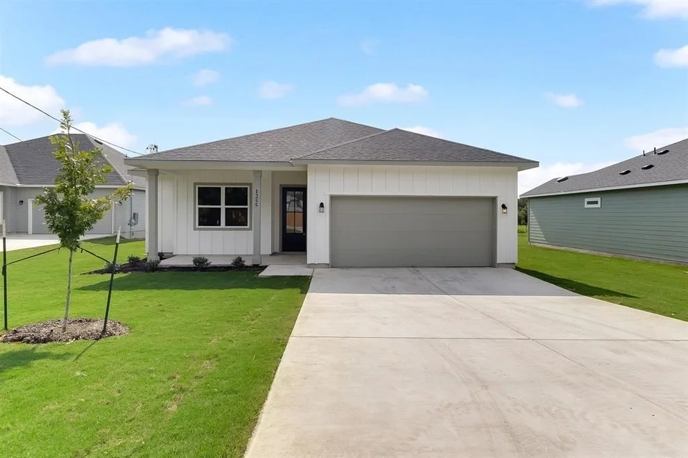 Unit for sale at 1255 Pecan Valley DR, Marble Falls, TX 78654