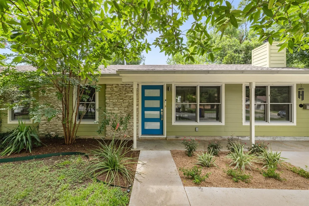 Unit for sale at 2706 Nottingham LN, Austin, TX 78704