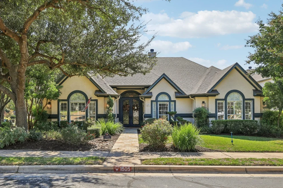 Unit for sale at 1505 Lake Forest CV, Round Rock, TX 78665