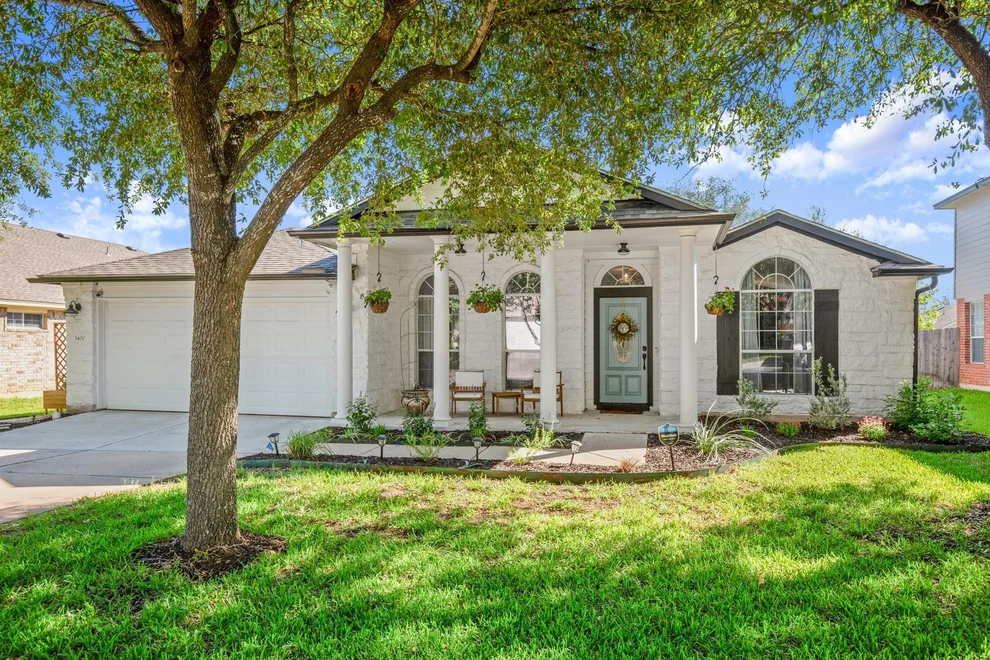 Unit for sale at 3400 Lynnbrook DR, Austin, TX 78748