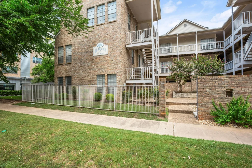 Unit for sale at 715 22 1/2 ST, Austin, TX 78705