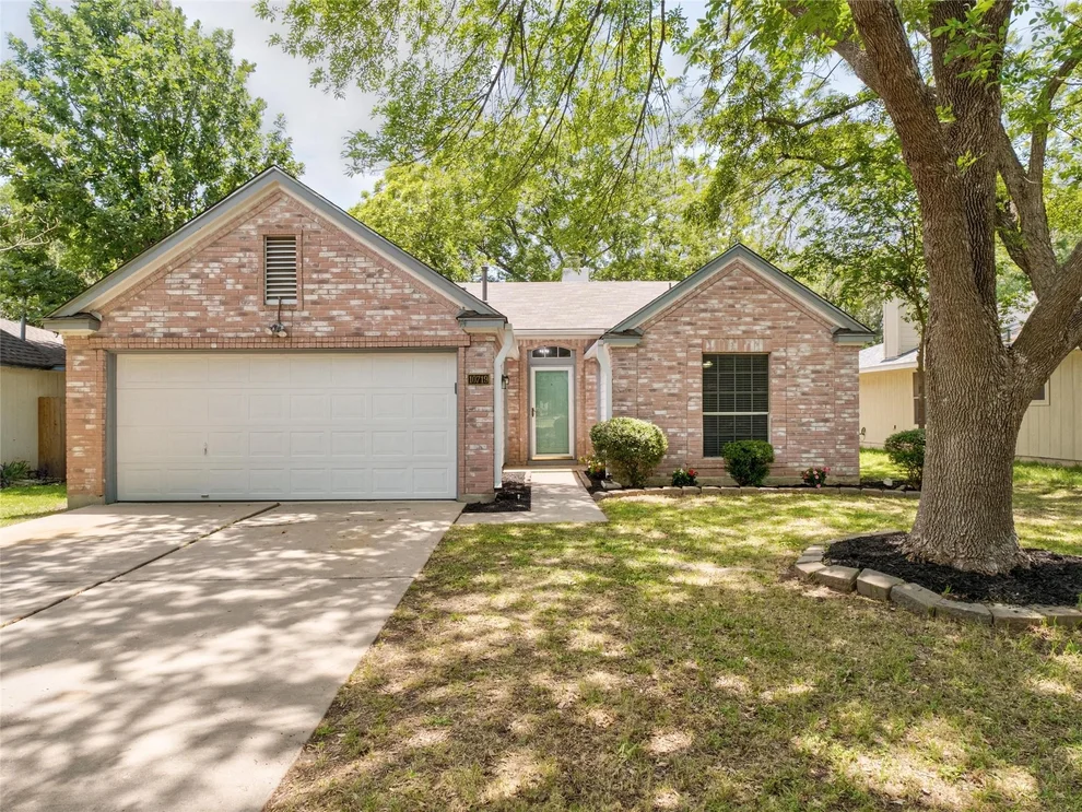 Unit for sale at 10719 Watchful Fox DR, Austin, TX 78748