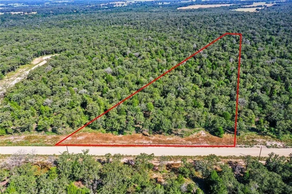 Unit for sale at 1136 Oak View LN, Thrall, TX 76578