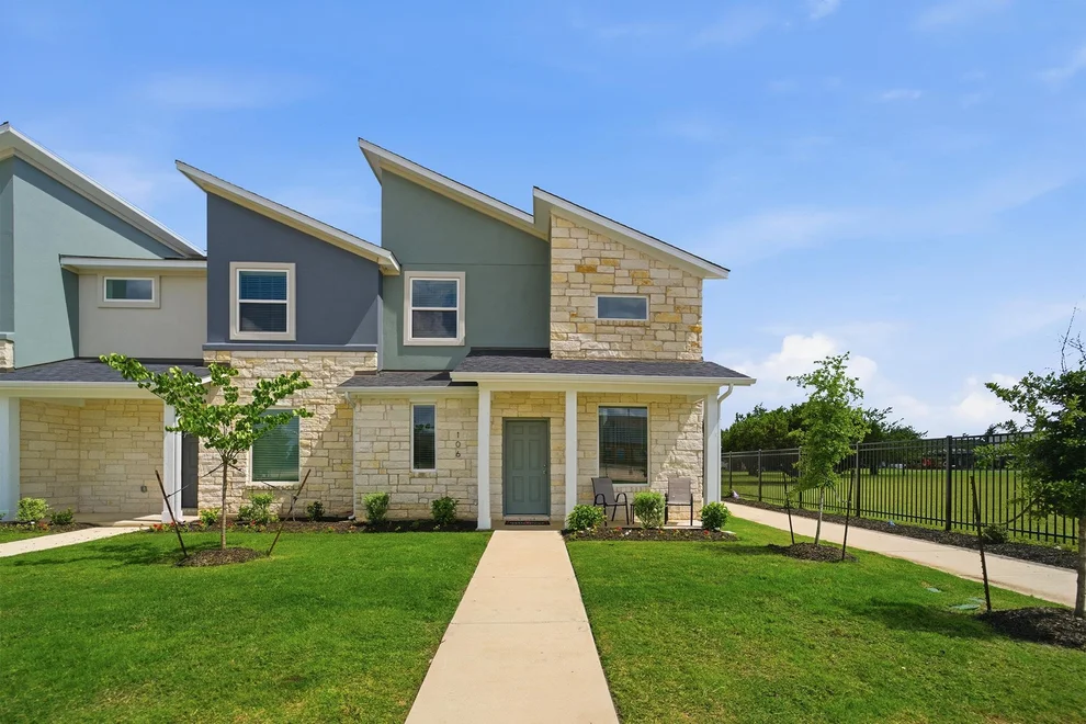 Unit for sale at 500 Municipal DR, Leander, TX 78641