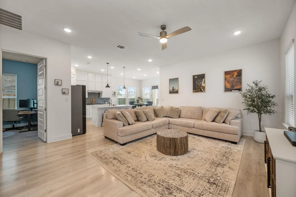 Unit for sale at 1344 Salt Lick DR, Georgetown, TX 78633
