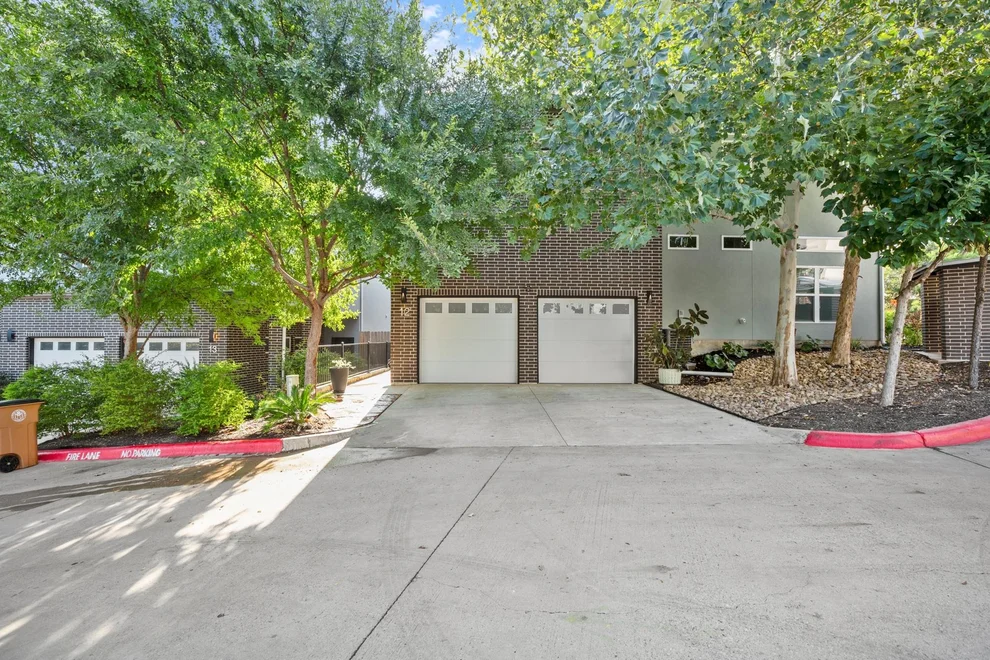 Unit for sale at 3905 Clawson RD, Austin, TX 78704