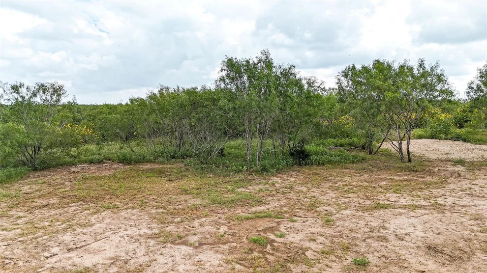 Unit for sale at 4013 Old Colony Line RD, Dale, TX 78616