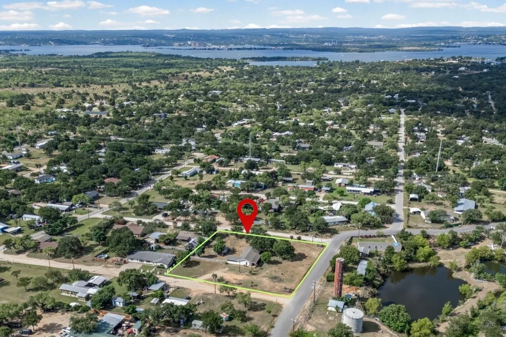 Unit for sale at 1406 Kingfish DR, Granite Shoals, TX 78654