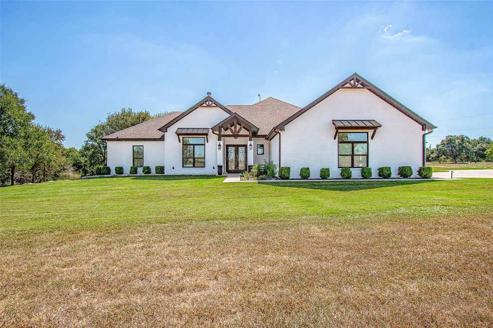 Unit for sale at 1786 Oak Haven RD, Salado, TX 76571