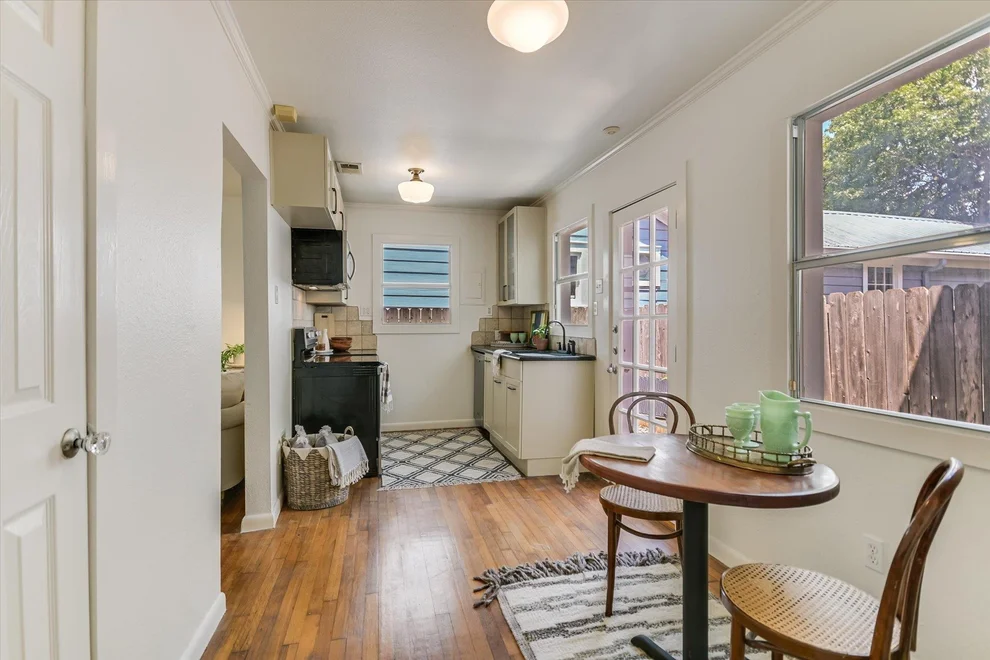 Unit for sale at 1110 W 22nd ST, Austin, TX 78705