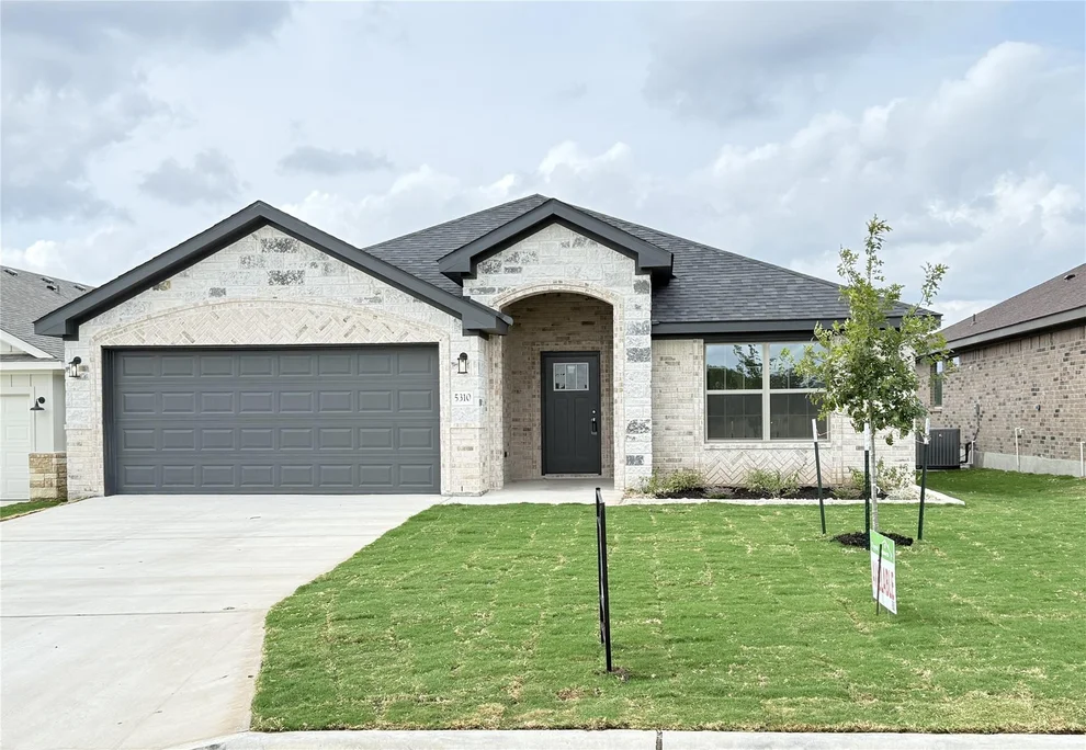 Unit for sale at 5310 Lassen LN, Belton, TX 76513