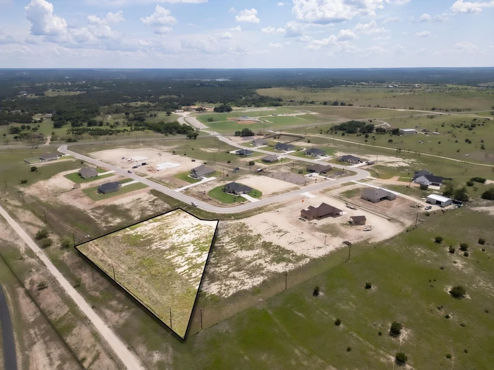 Unit for sale at 148 Hillside LN, Lampasas, TX 76550
