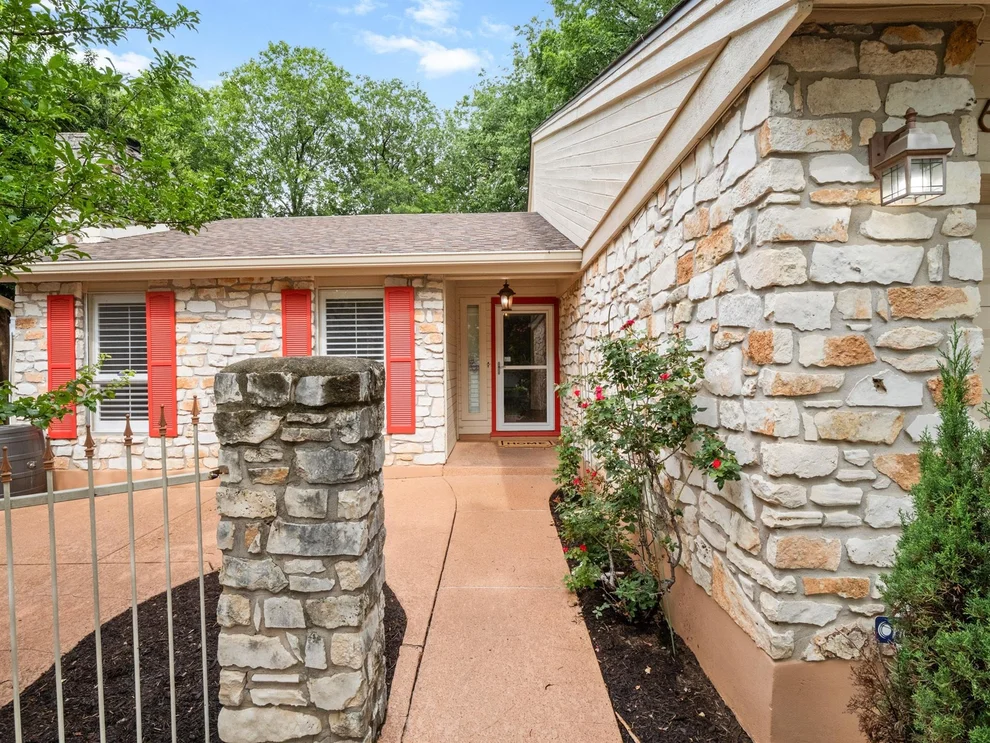Unit for sale at 6109 Grass HOLW, Austin, TX 78750
