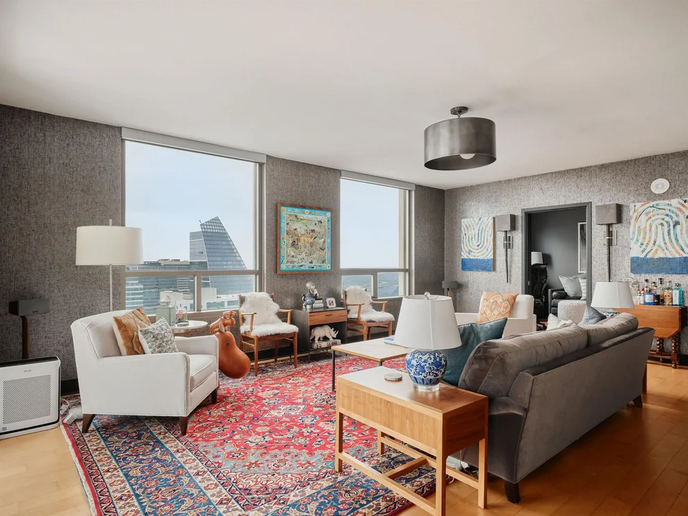 Unit for sale at 300 Bowie ST, Austin, TX 78703