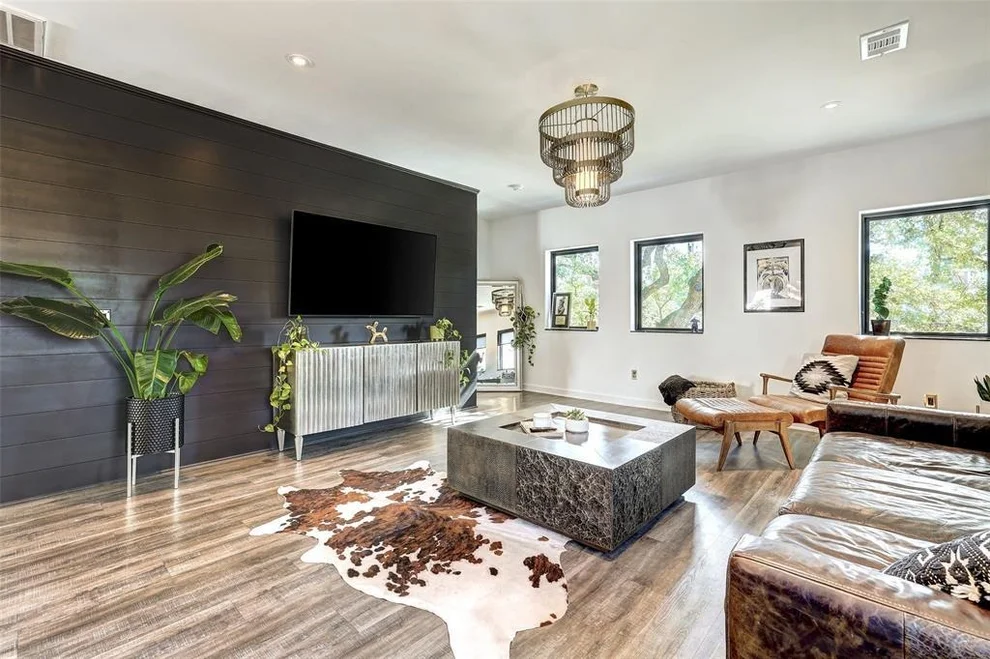 Unit for sale at 5924 S Congress Ave, Austin, TX 78745