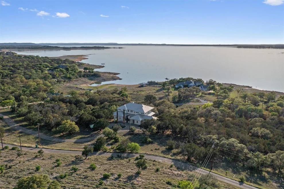 Unit for sale at 4401 Sunset Cliff RD, Burnet, TX 78611