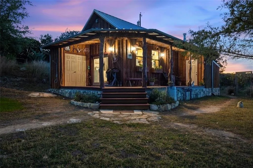 Unit for sale at 2822 Stagecoach Ranch RD, Dripping Springs, TX 78620
