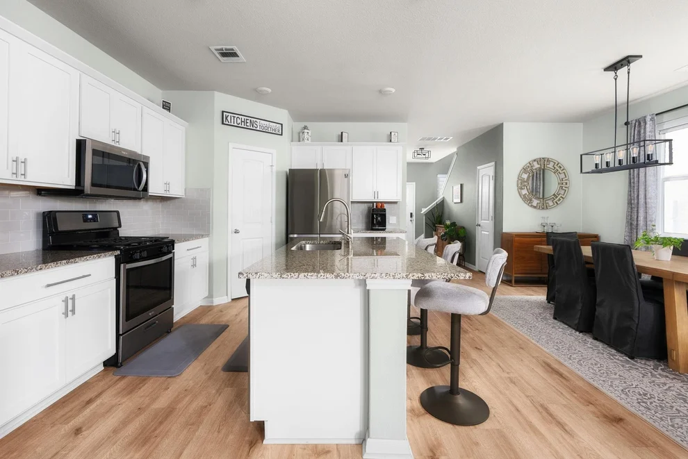 Unit for sale at 120 Ellinger RD, Georgetown, TX 78626