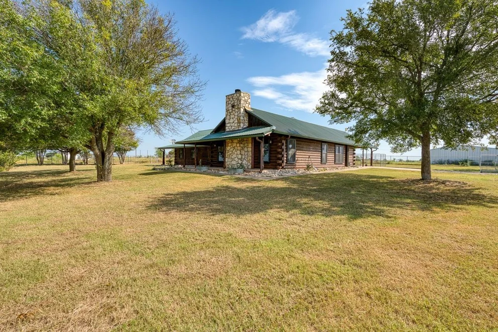 Unit for sale at 800 County Road 126, Georgetown, TX 78626