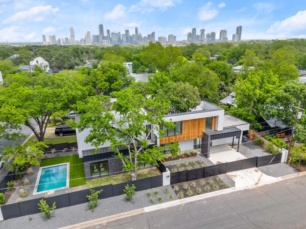 Unit for sale at 2215 S 3rd ST, Austin, TX 78704