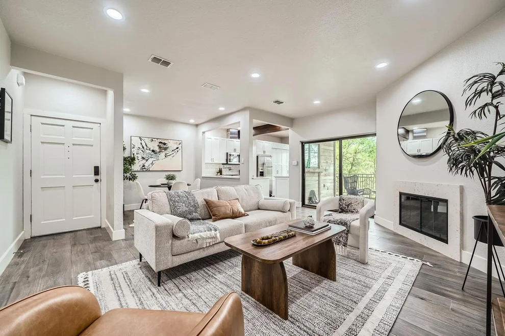 Unit for sale at 8200 Neely DR, Austin, TX 78759