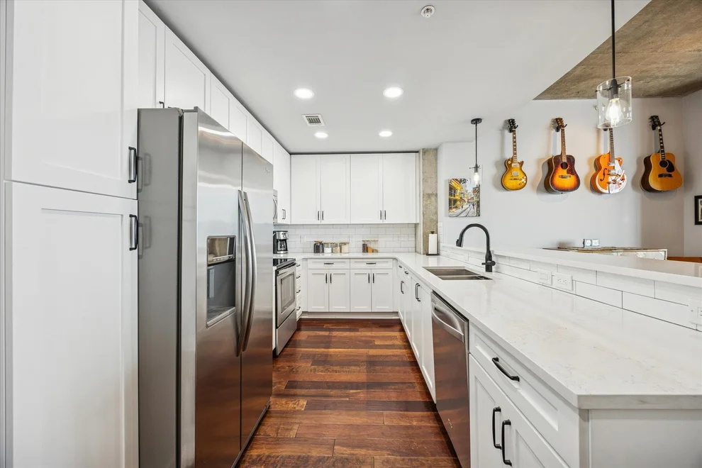 Unit for sale at 360 Nueces ST, Austin, TX 78701