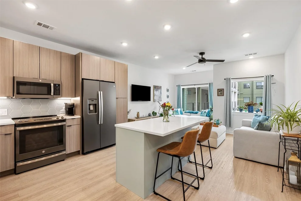 Unit for sale at 4802 S Congress Ave, Austin, TX 78745