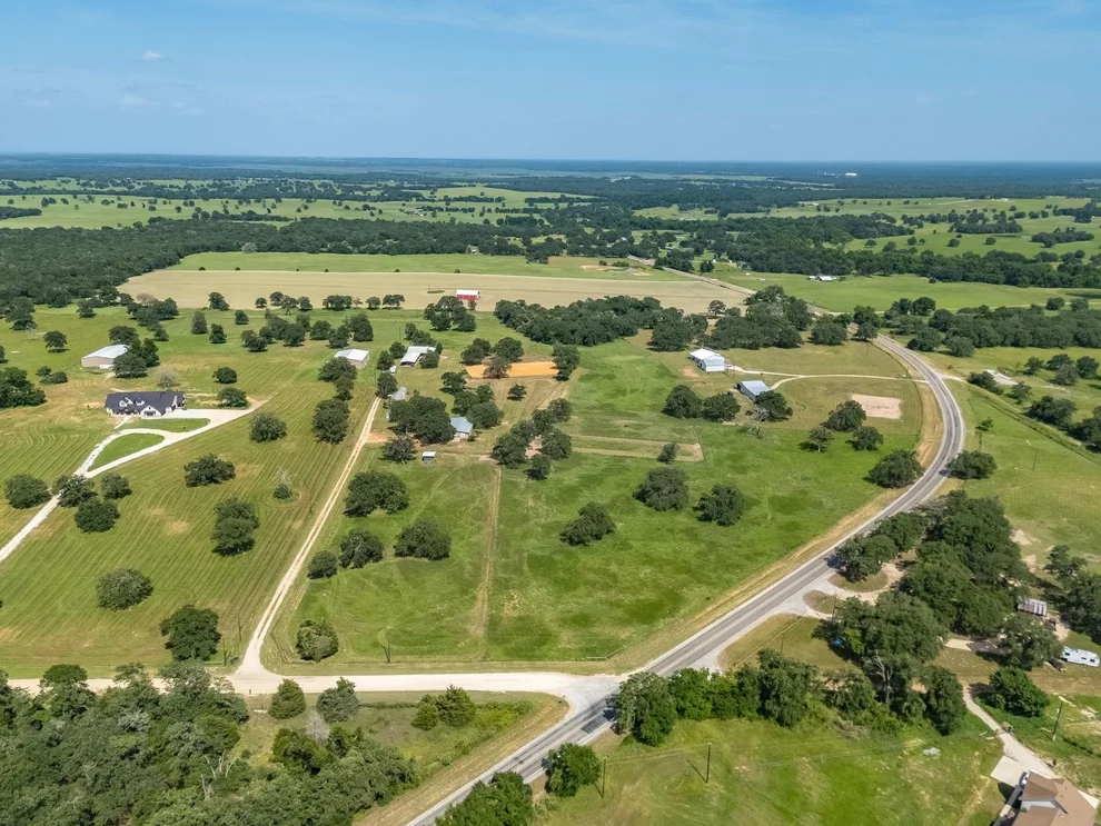 Unit for sale at 2995 County Road 442, Thrall, TX 76578