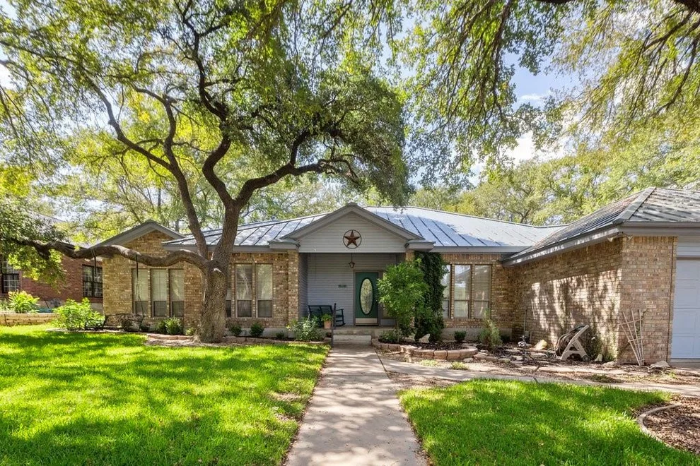Unit for sale at 300 Delaware Springs BLVD, Burnet, TX 78611