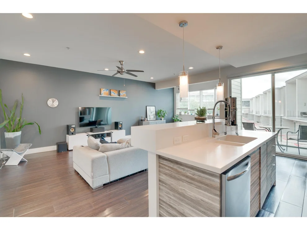 Unit for sale at 604 N Bluff DR, Austin, TX 78745