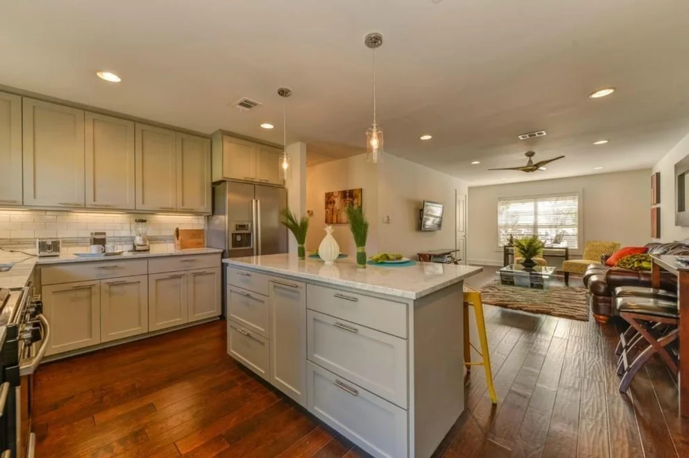 Unit for sale at 1110 W Oltorf ST, Austin, TX 78704