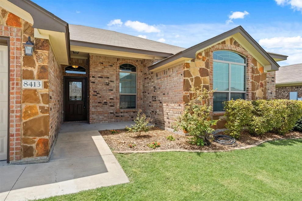 Unit for sale at 8413 Salt Mill Hollow DR, Temple, TX 76502