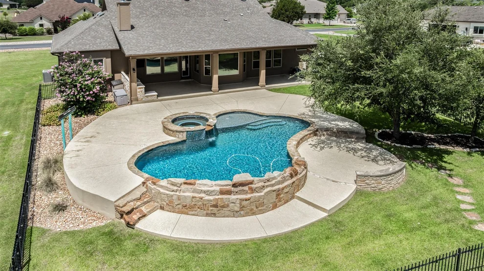 Unit for sale at 105 Quiet Oak CV, Liberty Hill, TX 78642