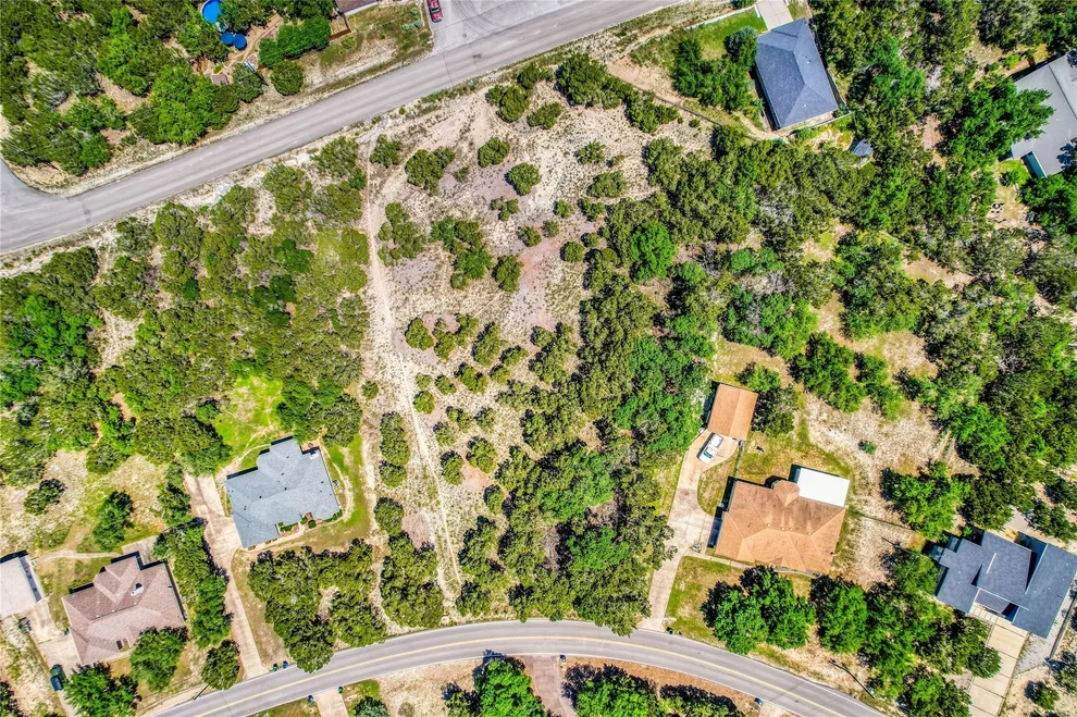 Unit for sale at 20908 Northland DR, Lago Vista, TX 78645