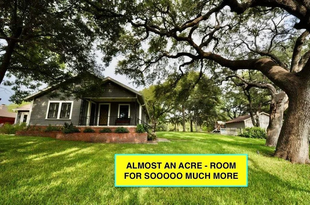 Unit for sale at 3003 Burleson RD, Austin, TX 78741