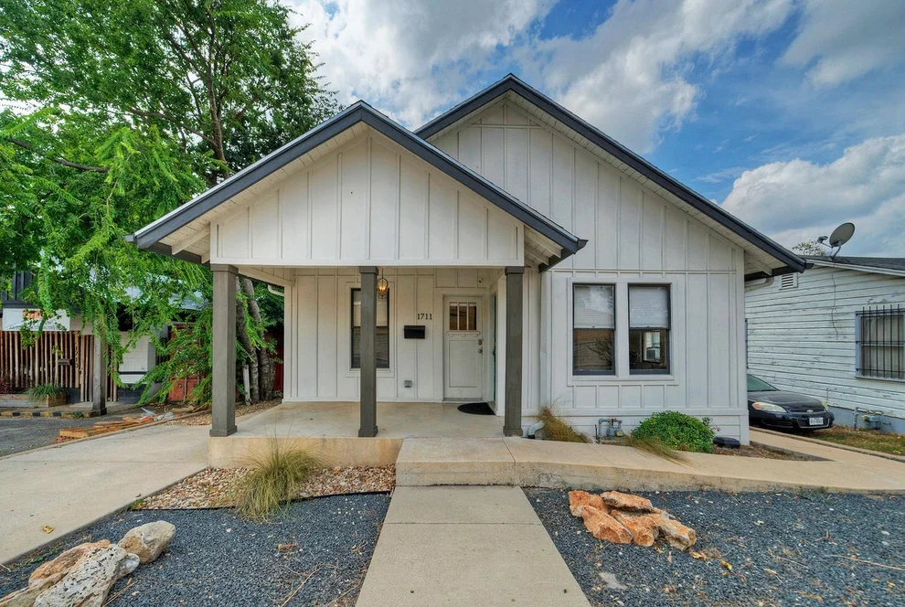 Unit for sale at 1711 E 7th ST, Austin, TX 78702