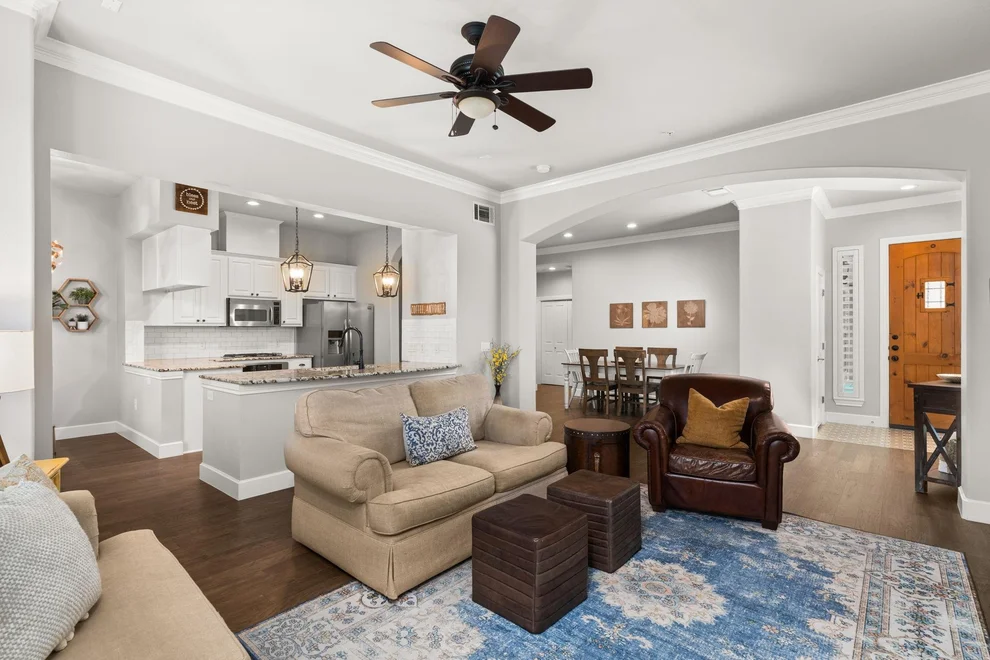Unit for sale at 7800 Southwest PKWY, Austin, TX 78735