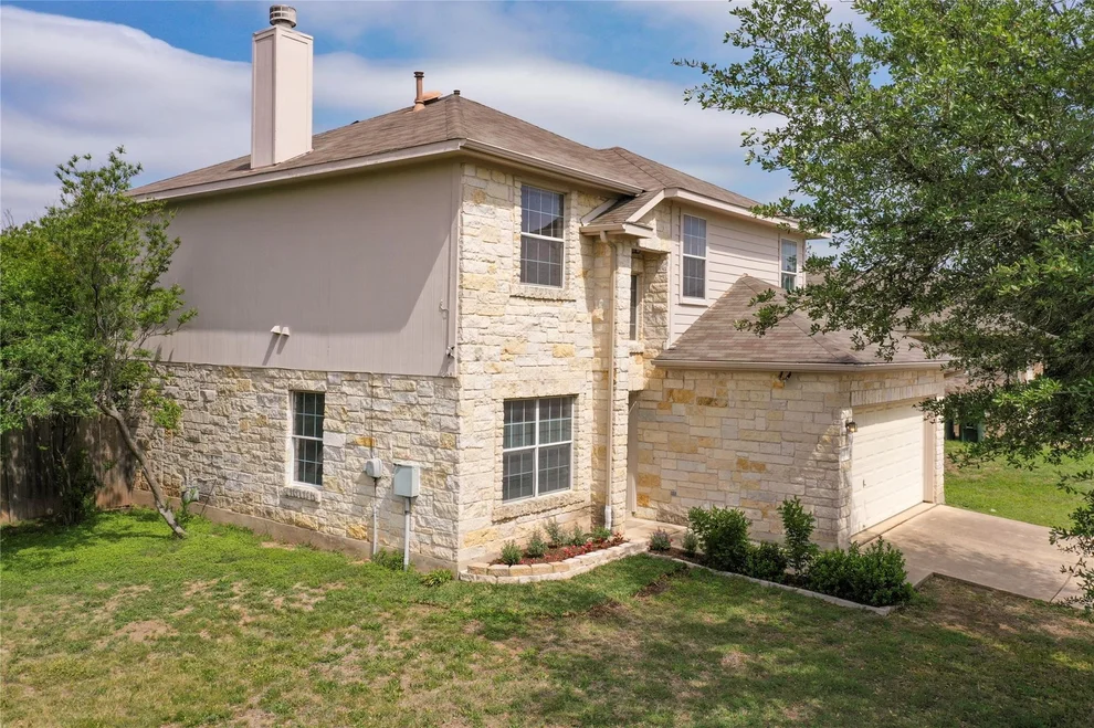 Unit for sale at 103 Ashwood N, Kyle, TX 78640