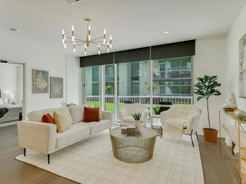 Unit for sale at 1600 Barton Springs RD, Austin, TX 78704