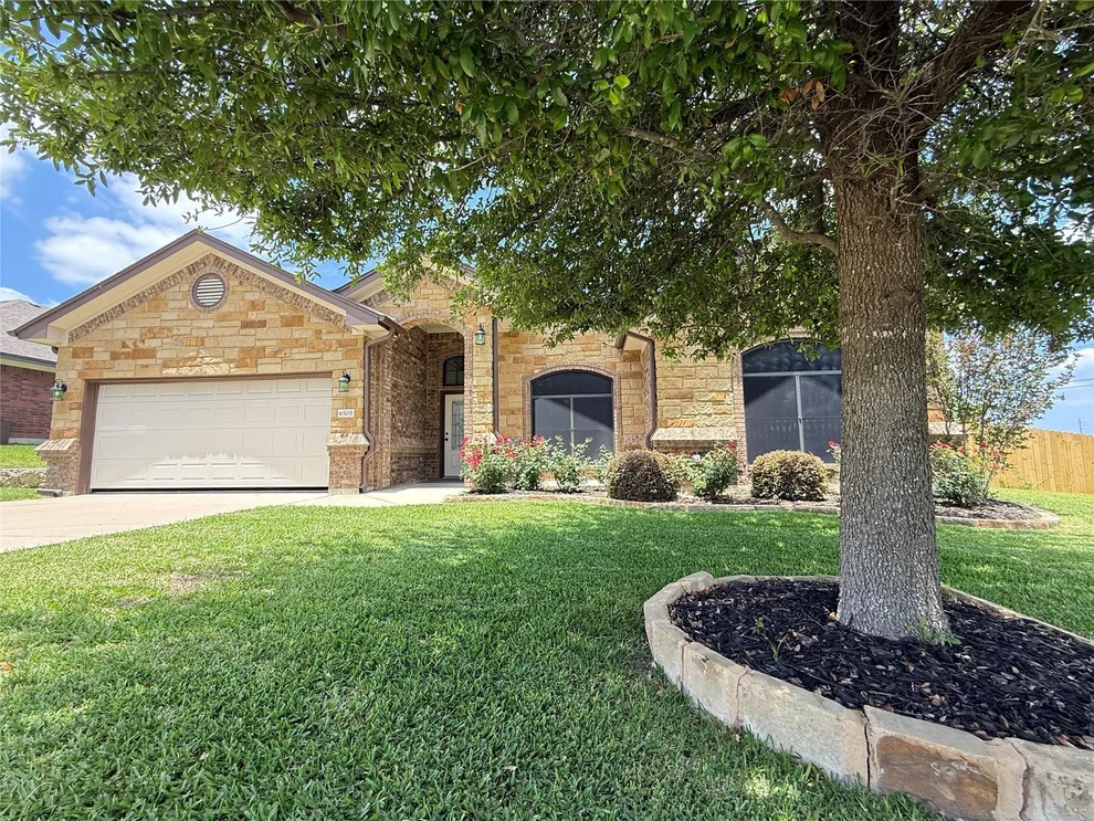 Unit for sale at 6505 Flat Slate DR, Killeen, TX 76542