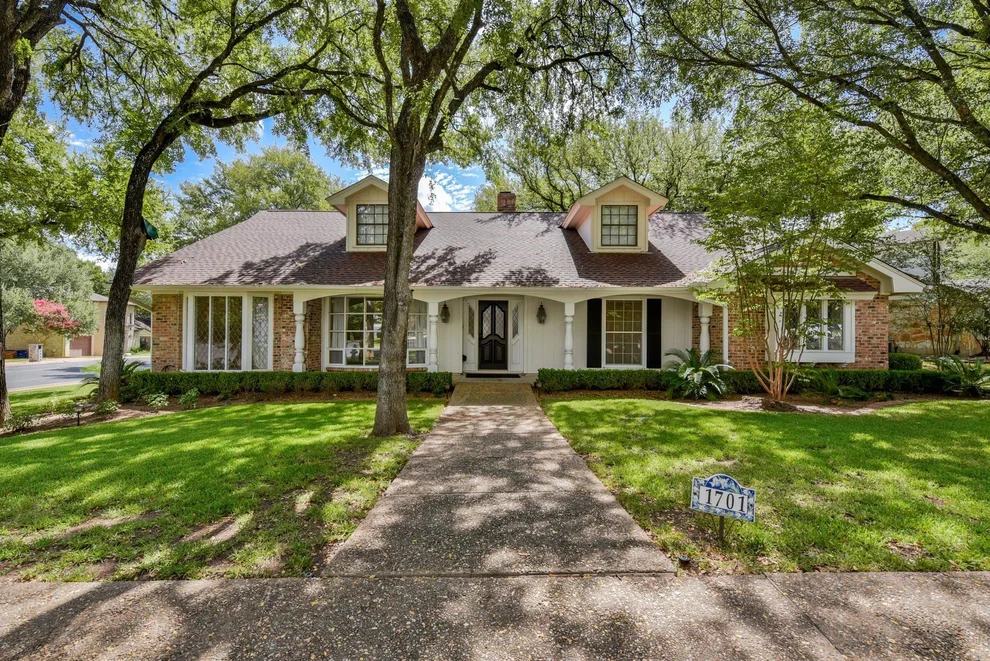 Unit for sale at 1701 Apricot Glen DR, Austin, TX 78746
