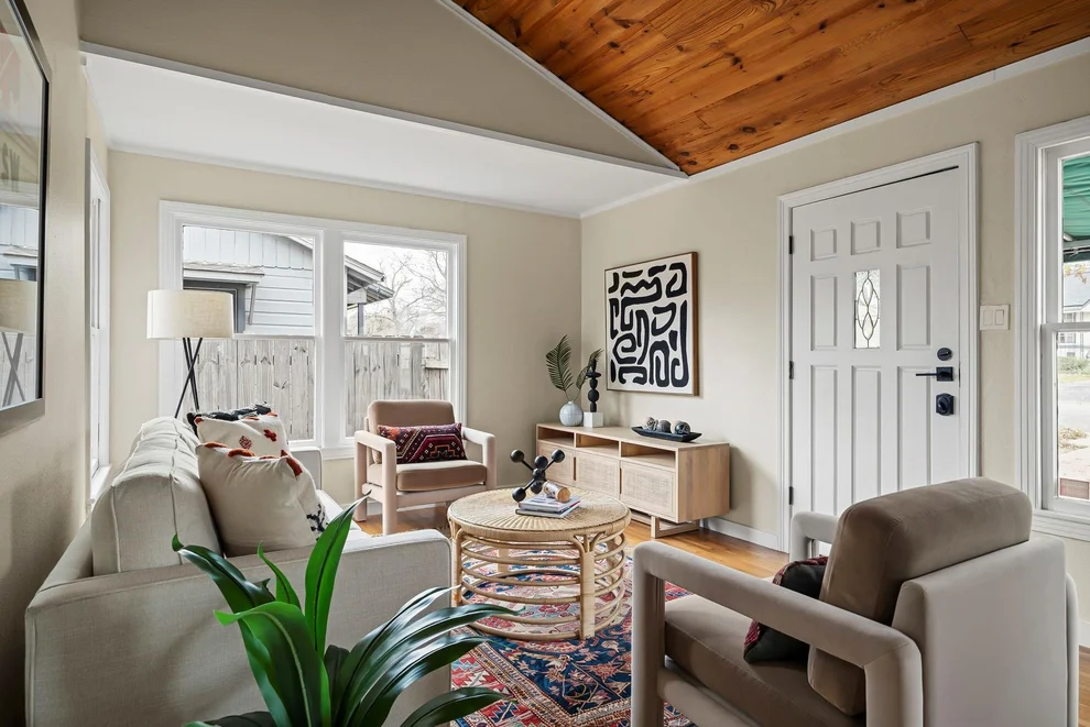 Unit for sale at 5517 Avenue G, Austin, TX 78751
