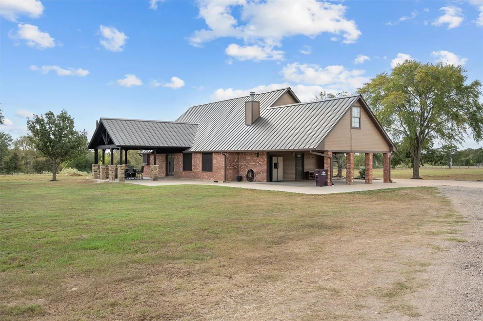 Unit for sale at 15555 Arhopulos RD, College Station, TX 77845