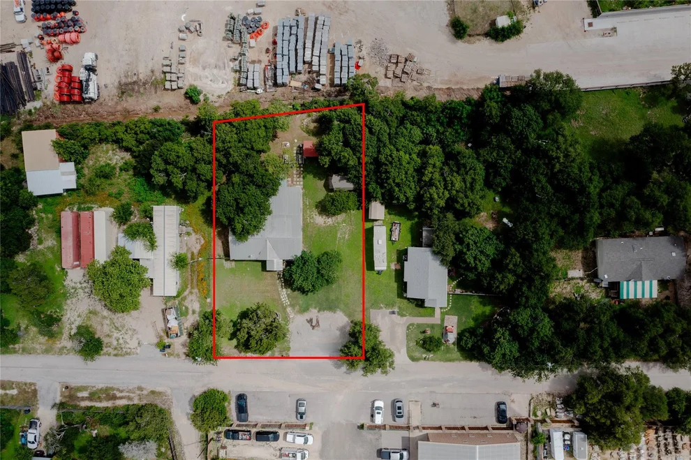 Unit for sale at 210 Jennifer LN, Leander, TX 78641