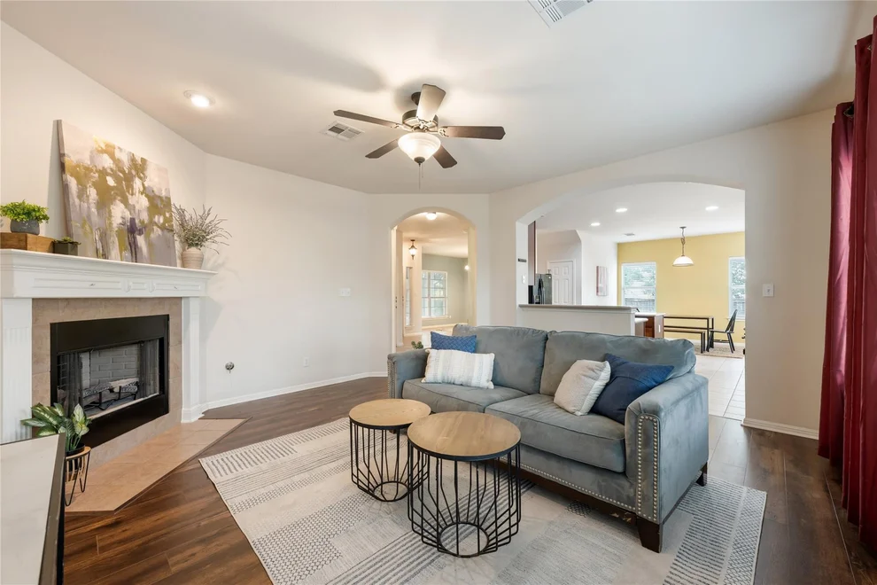 Unit for sale at 11404 Flushwing DR, Austin, TX 78754