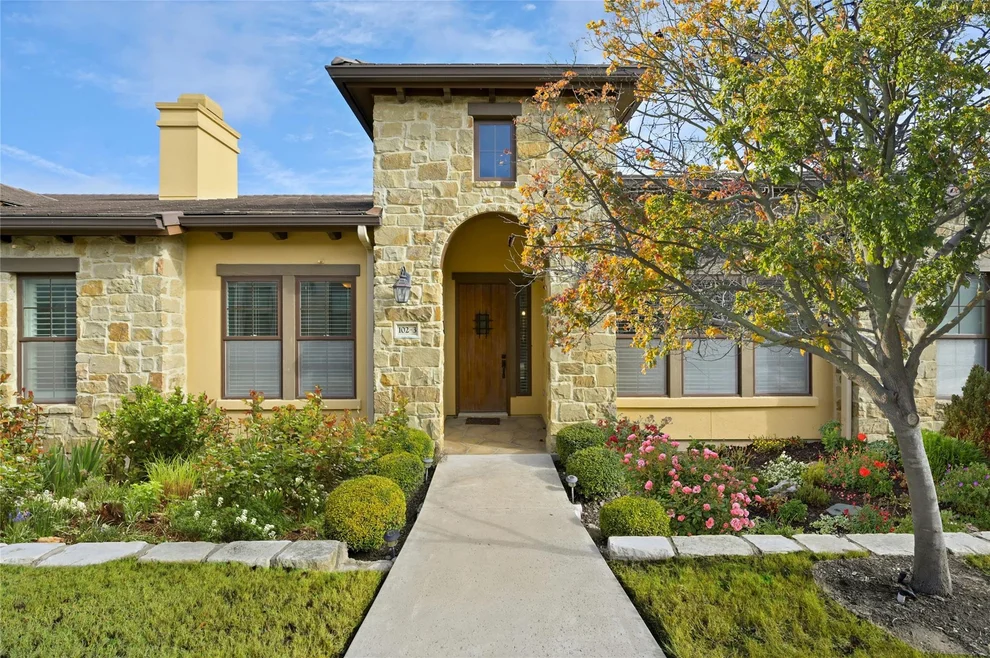 Unit for sale at 102 Gallia DR, Austin, TX 78734