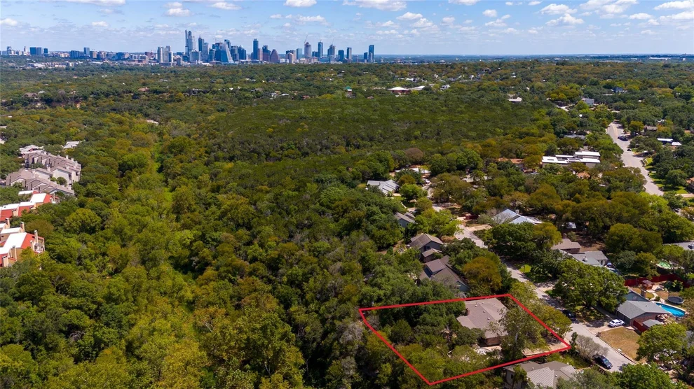 Unit for sale at 2306 Forest Bend DR, Austin, TX 78704